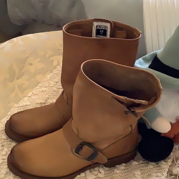 Frye Veronica Boots 🤎🤎🤎🤎 - Picture 11 of 14